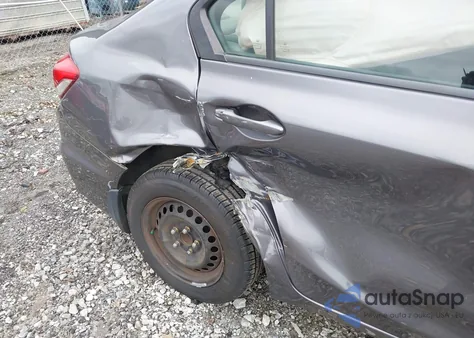 2015 Honda Civic Lx z USA, uszkodzony, nr VIN 19XFB2F54FE103098